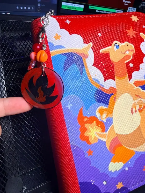 Binder Pokémon personnalisé peint à la main, phosphorescent, Dracaufeu