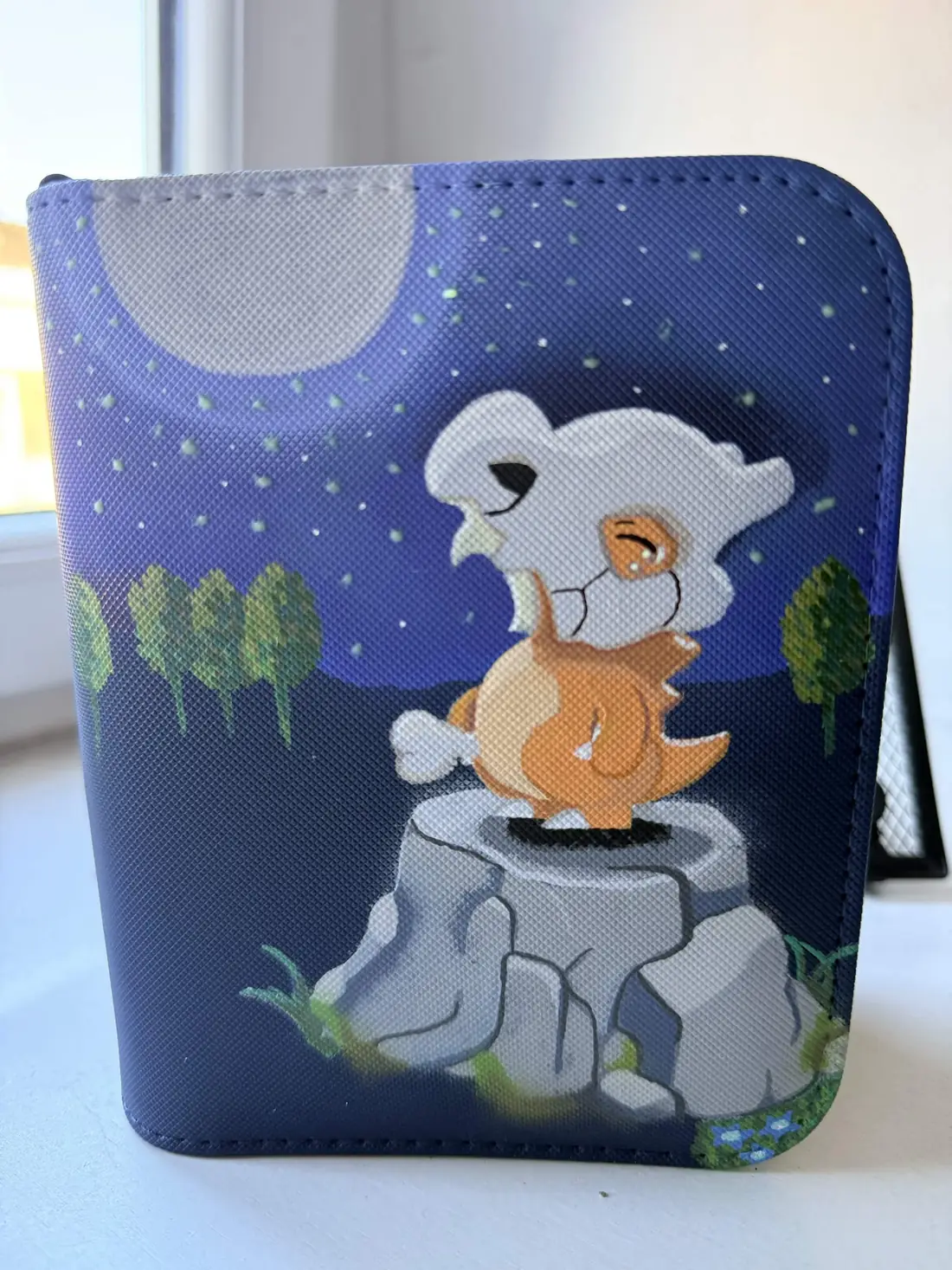 Binder Pokémon personnalisé peint à la main, phosphorescent, Osselait