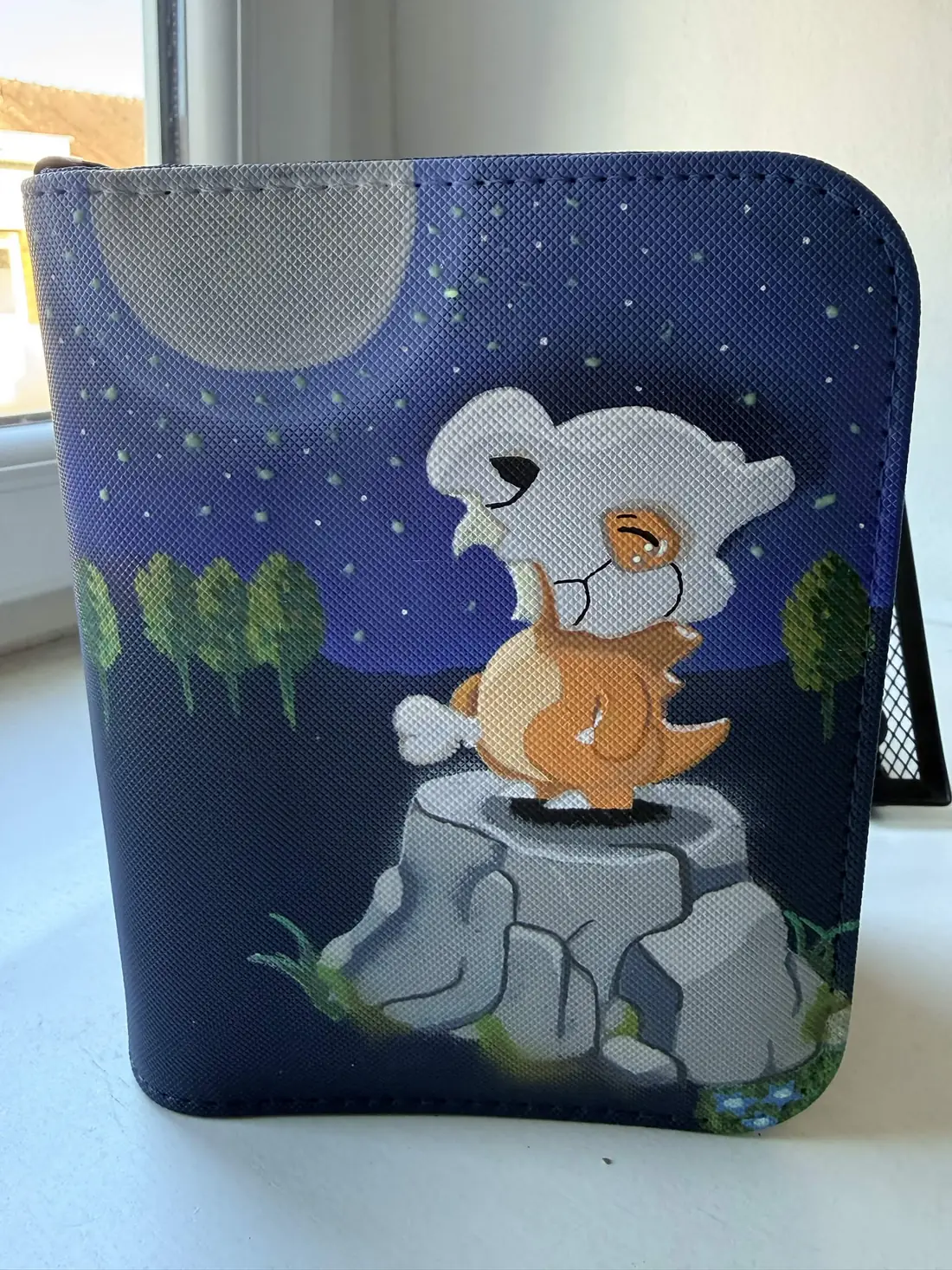 Binder Pokémon personnalisé peint à la main, phosphorescent, Osselait