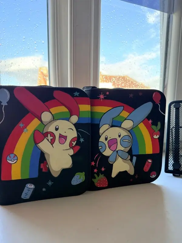 Duo de Binder Pokémon personnalisé peint à la main, phosphorescent, Posipi et Negapi