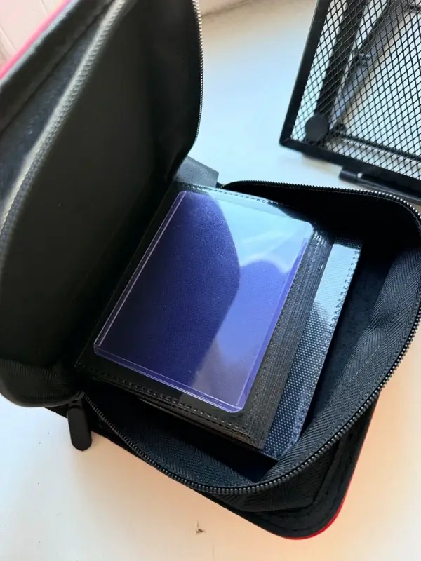 Duo de Binder Pokémon personnalisé peint à la main, phosphorescent, Posipi et Negapi