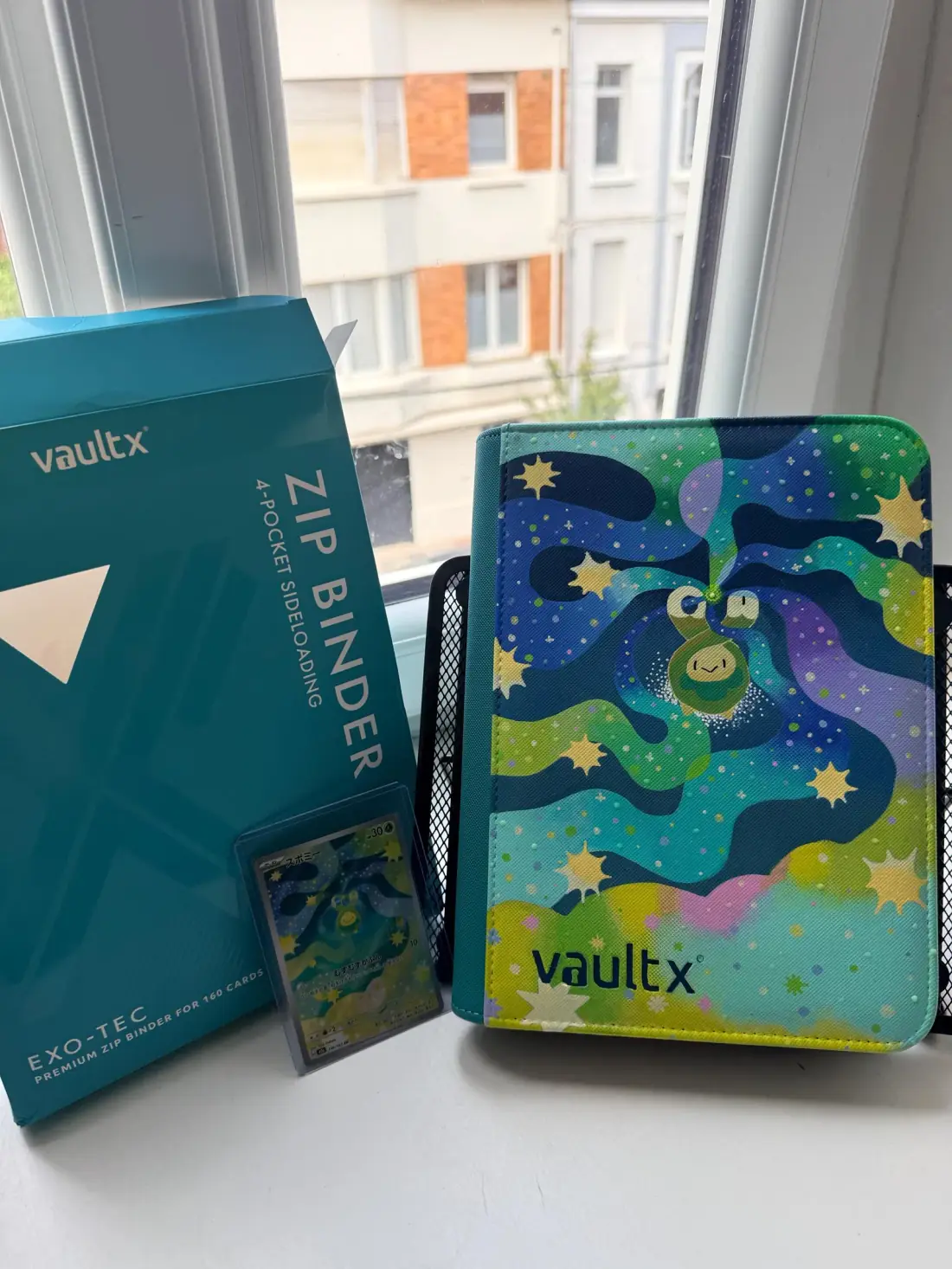 Binder Pokémon Vault X personnalisé peint à la main, phosphorescent, Rozbouton